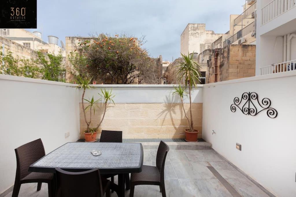 Comfy Apt With Terrace, 5 Mins To Sliema Ferries By 360 Estates Gzira Exterior foto